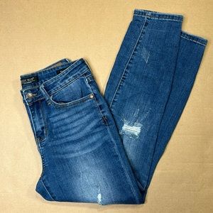 Judy Blue Distressed Relaxed Fit Jeans Size 28